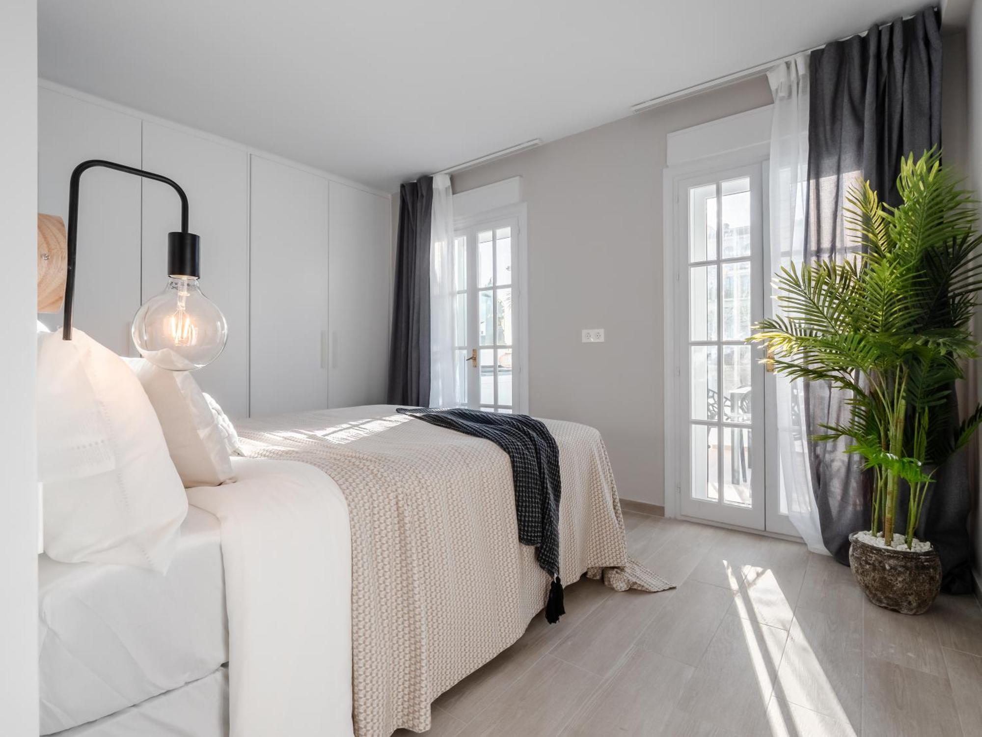 3 Bdrm Stylish Apt W Pool In Puerto Banus Marbella Buitenkant foto