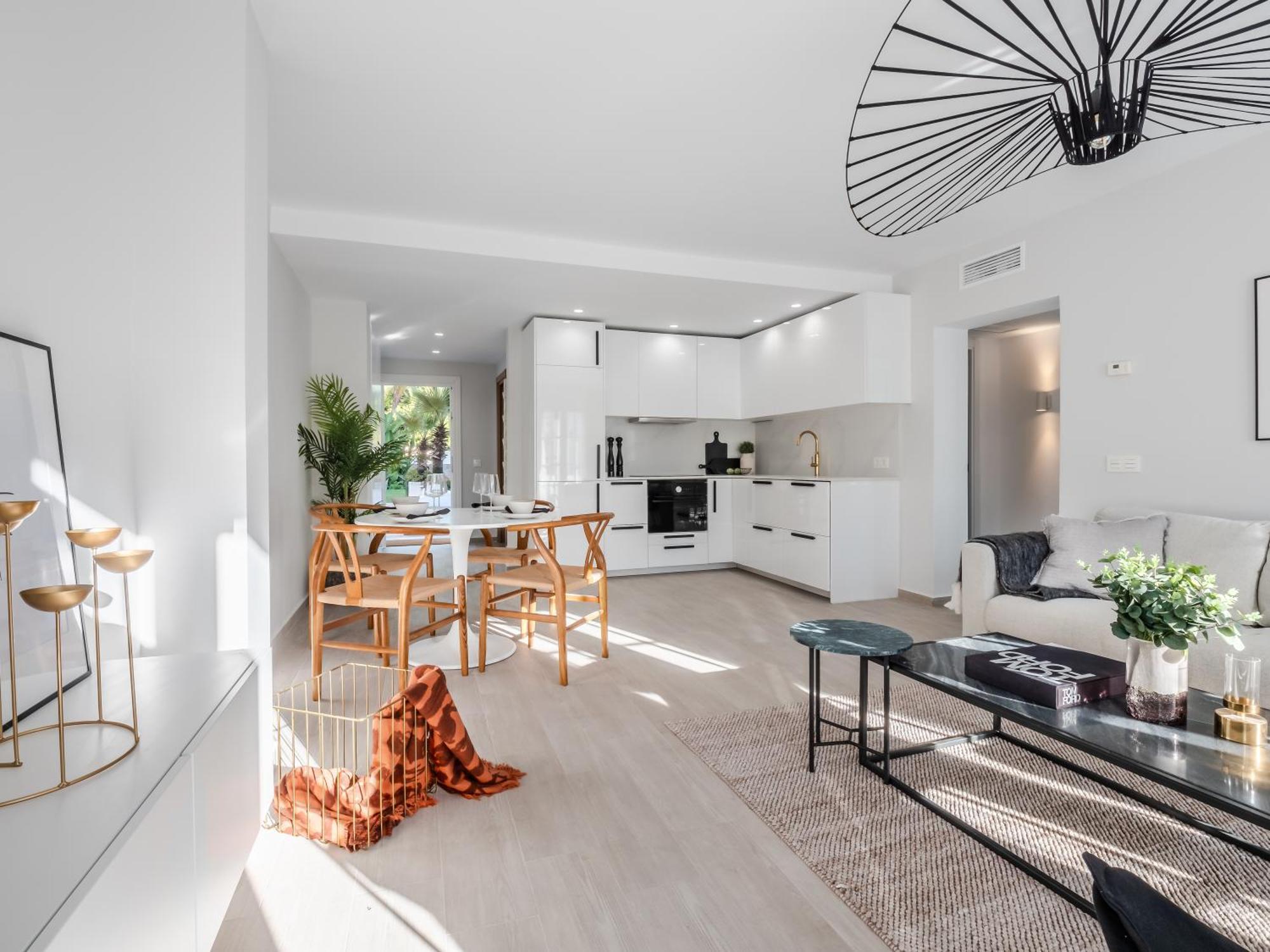 3 Bdrm Stylish Apt W Pool In Puerto Banus Marbella Buitenkant foto