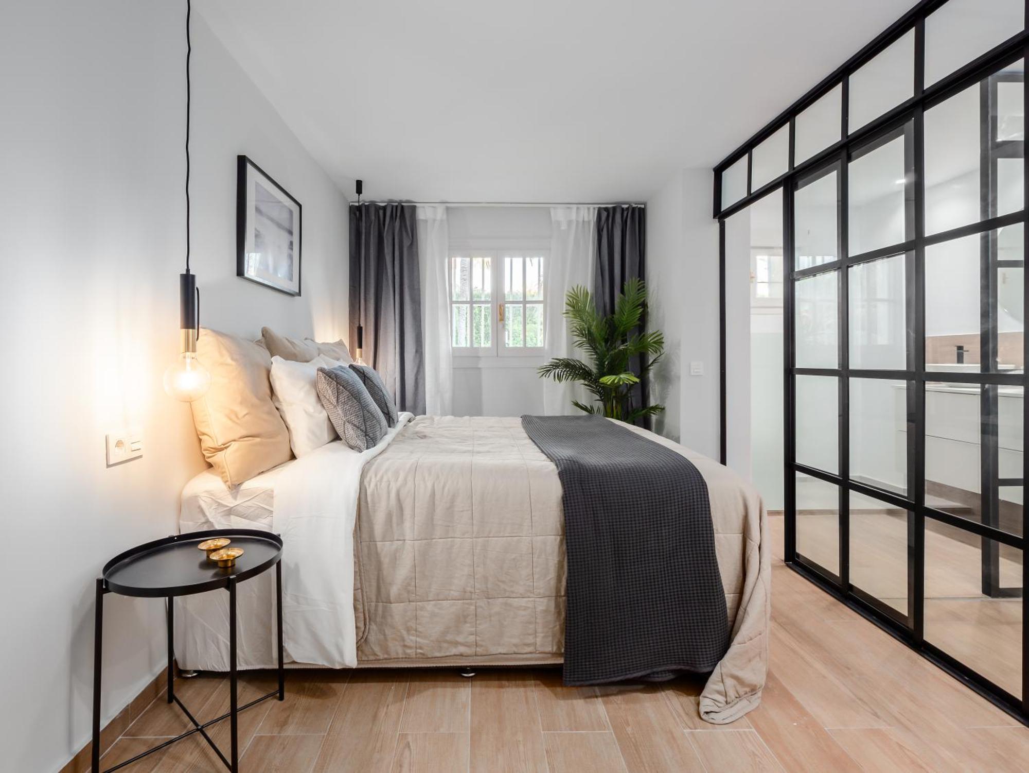 3 Bdrm Stylish Apt W Pool In Puerto Banus Marbella Buitenkant foto